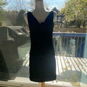 Black Market black dress size small 6 B2-88